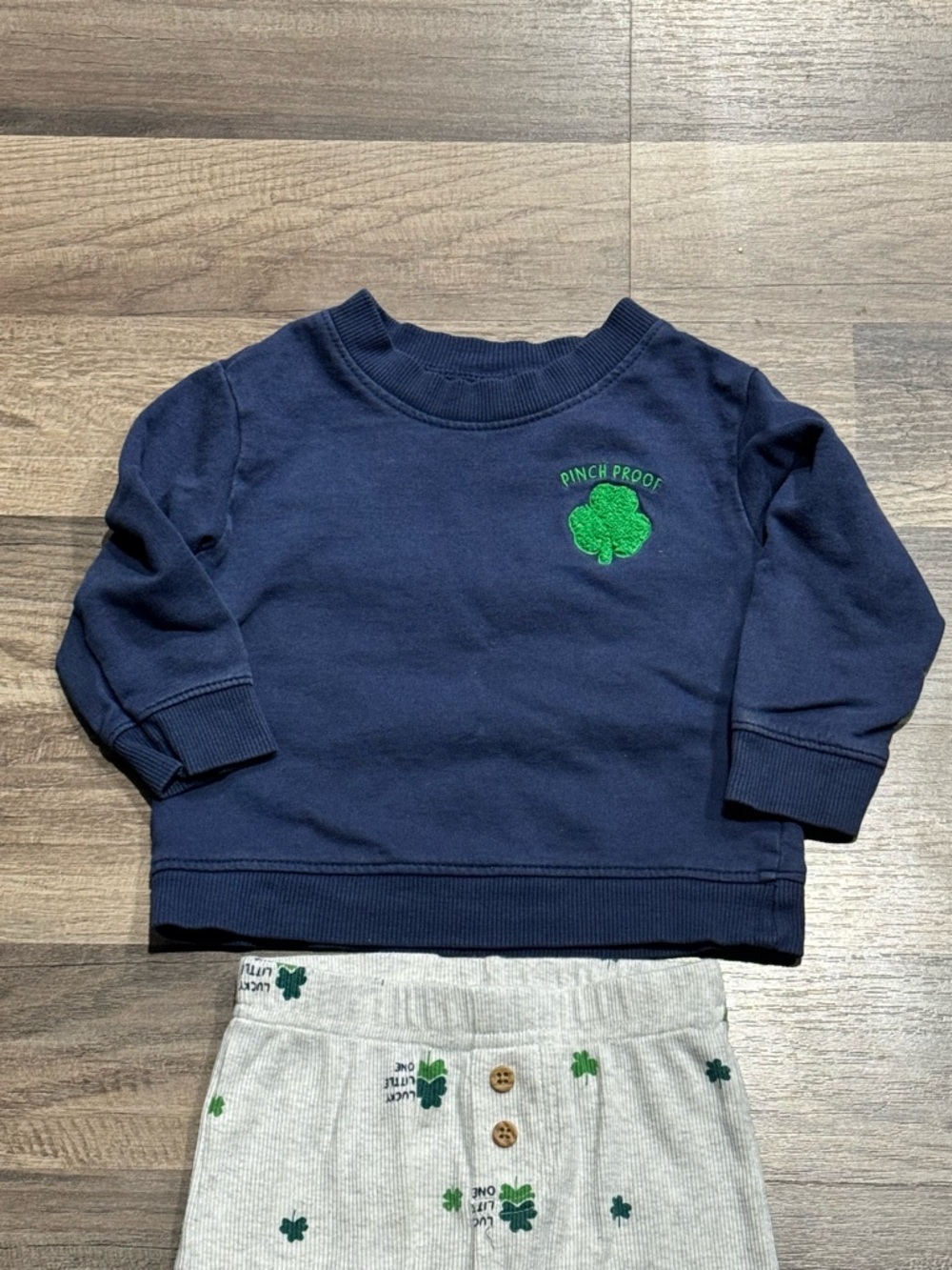 Carter’s Sweatshirt and Joggers Set - Picture 2 of 3
